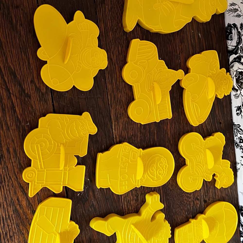 Vintage 1977 Muppets Inc Cookie Cutter Set